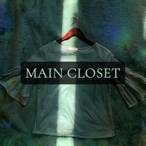 MAIN CLOSET